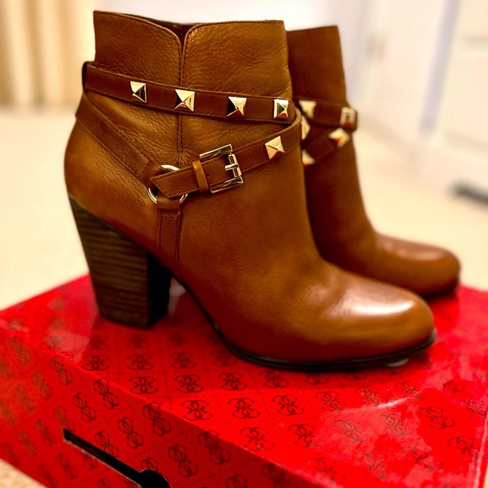 Genuine Leather Guess booties size 9 1/2